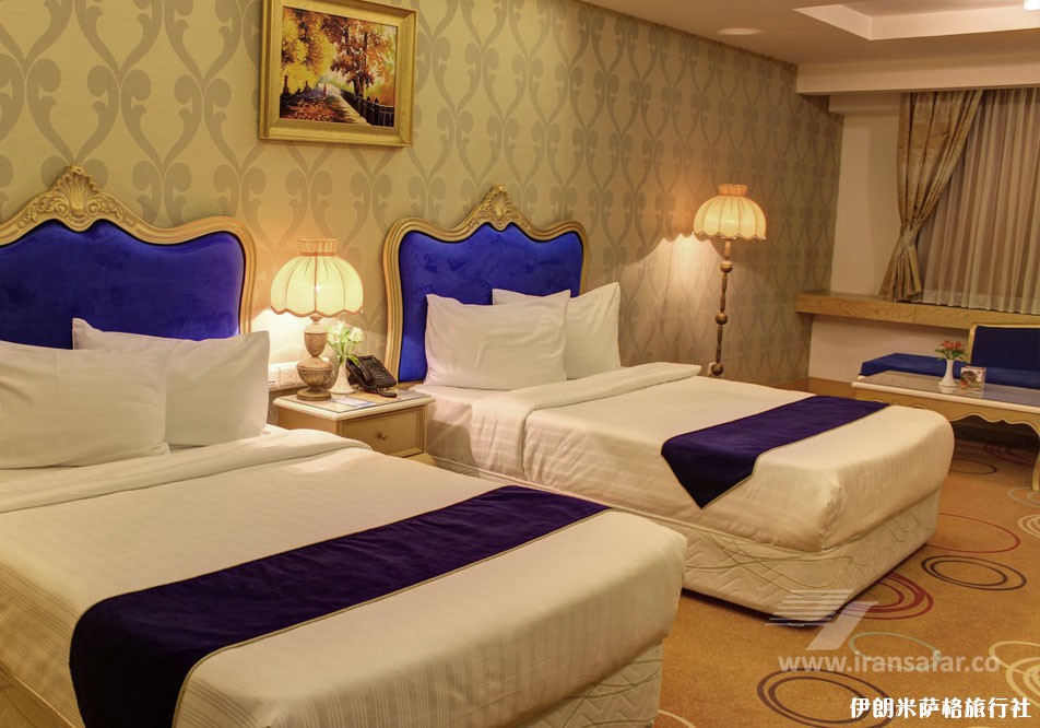 Shiraz-Grand-hotel-Room.jpg